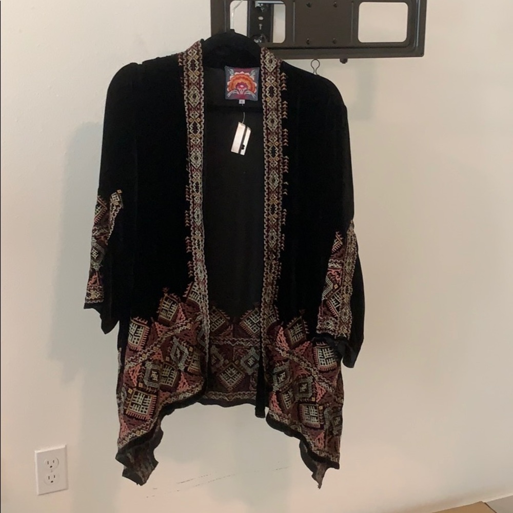 Johnny was kimono